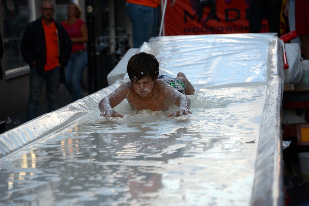 ../Images/Donderdag kermis 307.jpg